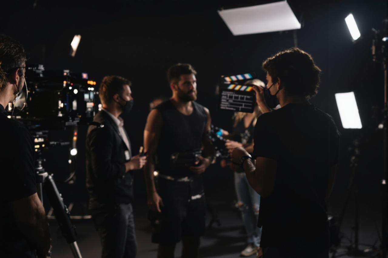 《都市迷局》第二季正式开机，原班人马全员回归